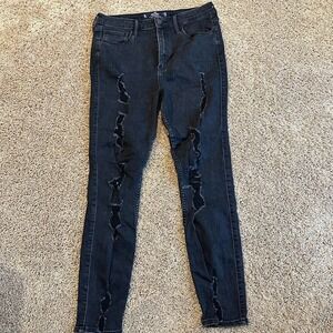 Hollister Ultra High-Rise Super Skinny Distressed Black Jeans 11S W30 L28